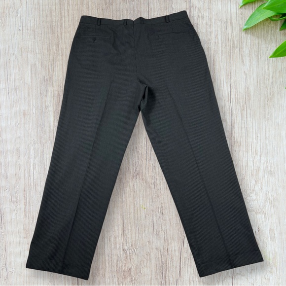 Stafford classic fit dress pants - Picture 2 of 4